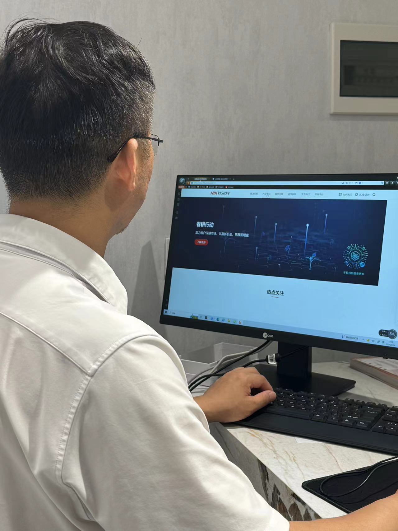 广龙鑫：泣血曝光！养殖场安装监控的“生死漏洞”，年损数十亿！