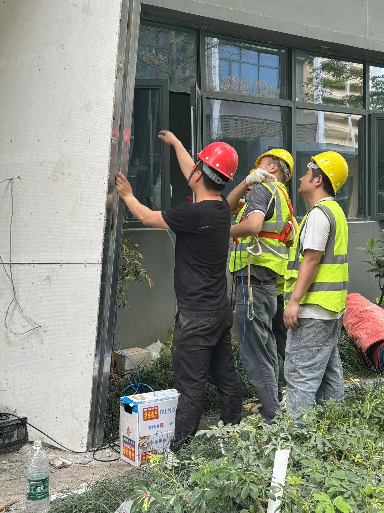 广龙鑫：办公区安装监控重点